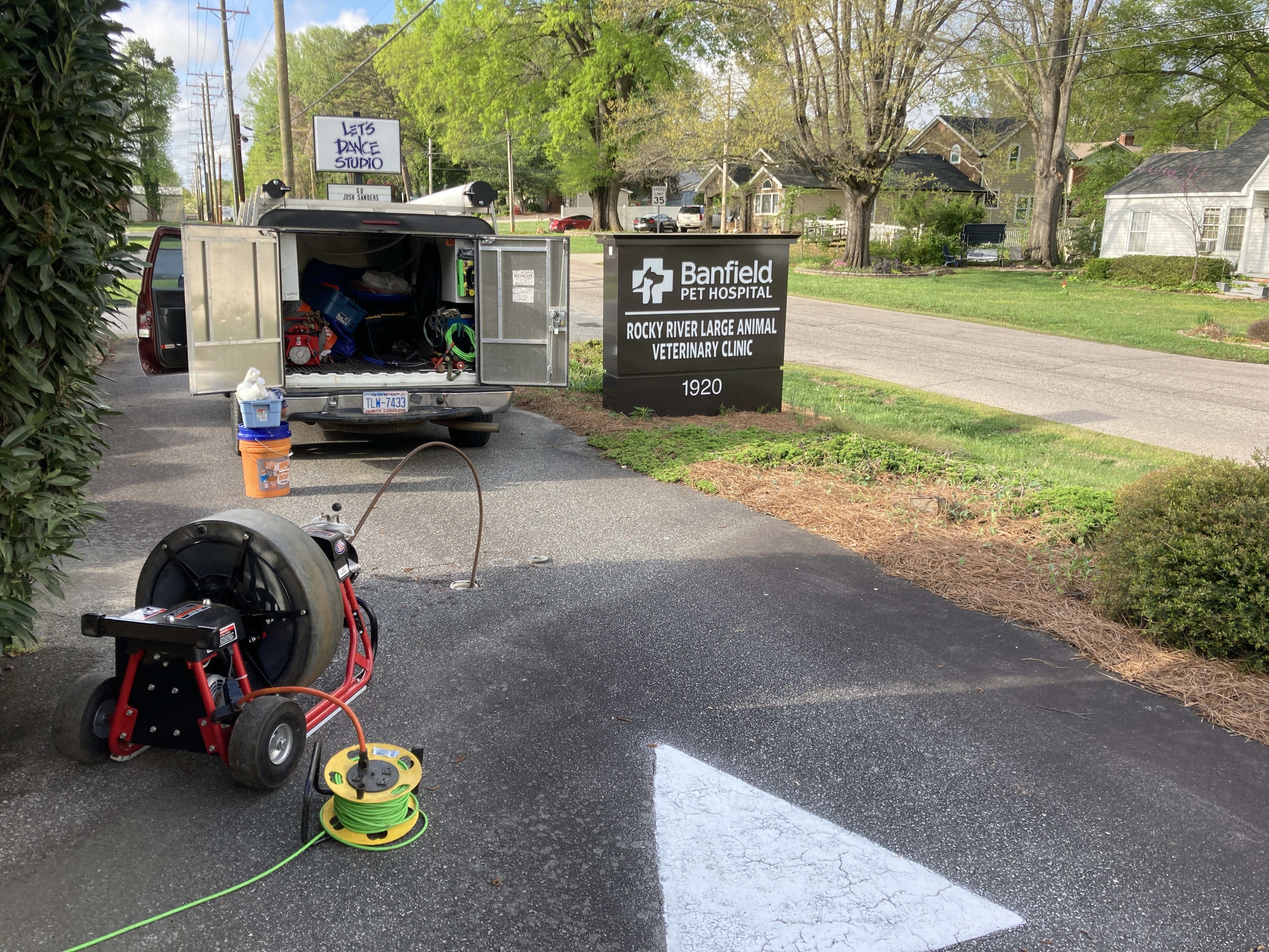 Dee's Drain Cleaning team in the field